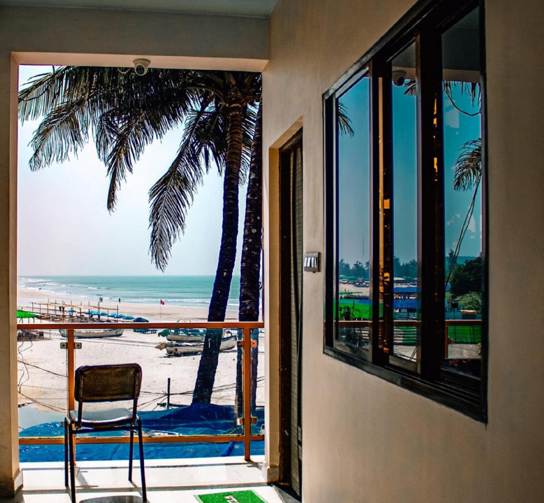 This Is It Beachfront - Rooms, Cafe & Events Arambol Exterior photo