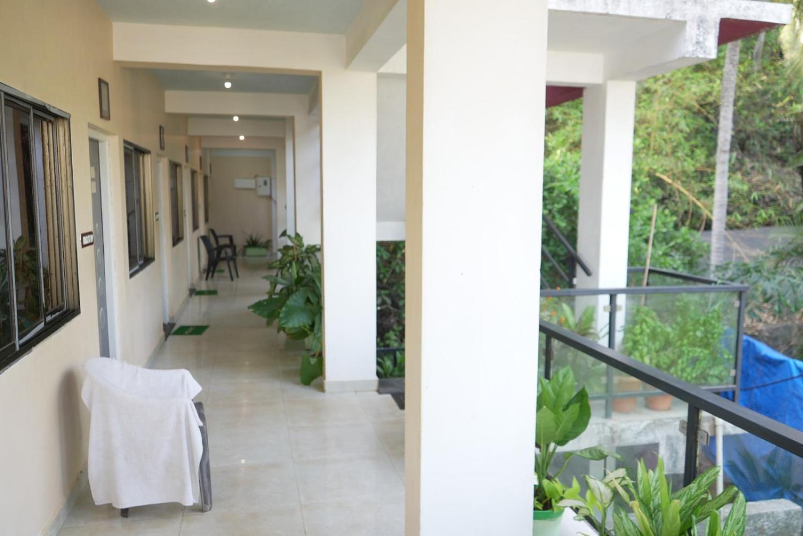 This Is It Beachfront - Rooms, Cafe & Events Arambol Exterior photo